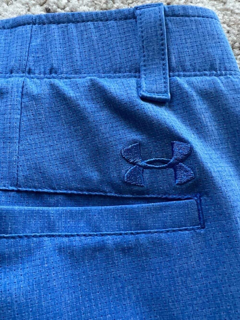 Under Armour Men's Royal Blue Flat Front Golf Shorts size 38 - Picture 4 of 5